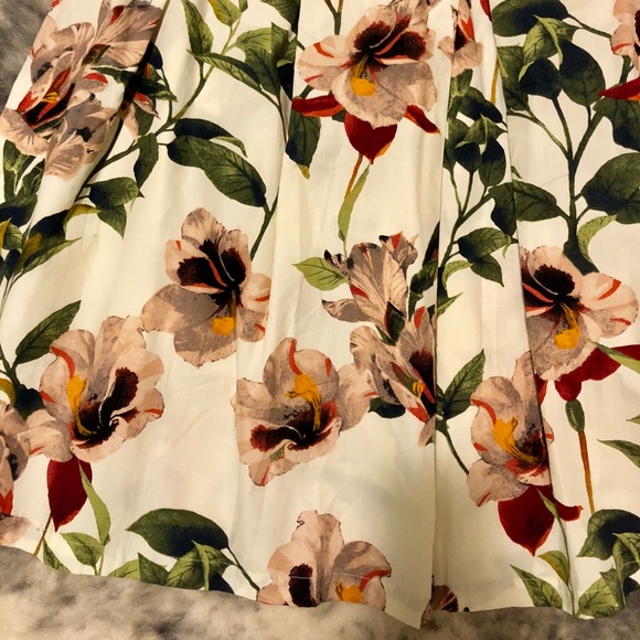 Philosophy high-waisted a-line floral skirt NWT - Picture 3 of 4